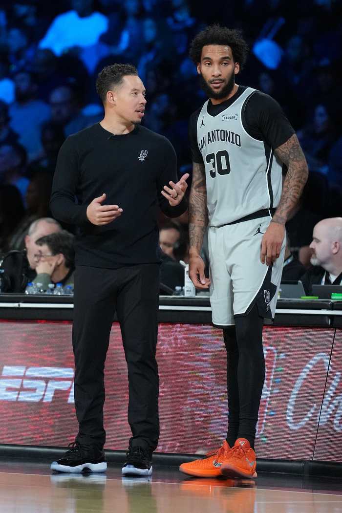 米奇：尚帕尼完美体现我们的努力方向 就是把精力投入到正确位置